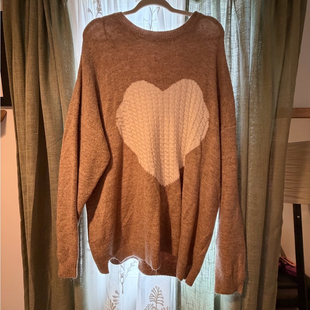 ARULA Heart Pattern Sweater - Brown and Cream